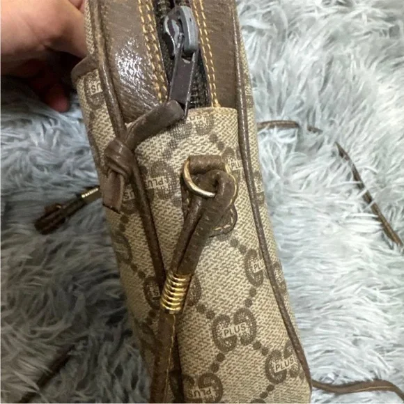 Gucci Beige and Brown Crossbody Bag - Picture 4 of 5